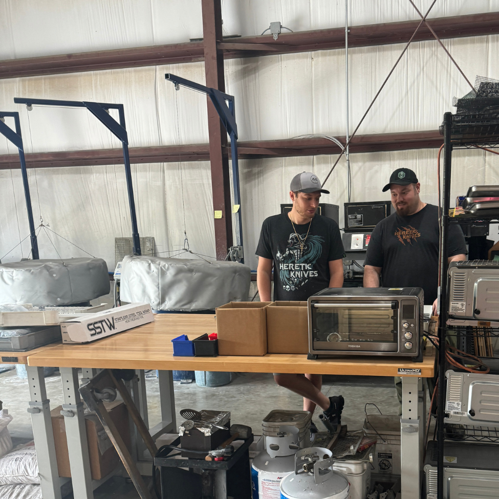 heretic-knives-behind-the-scenes heretic-knives-behind-the-scenes