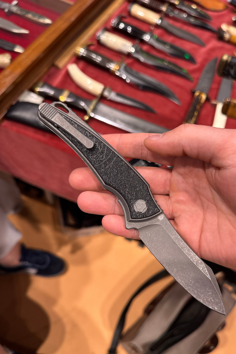 Hawk Talon with Linear Camo Carbon